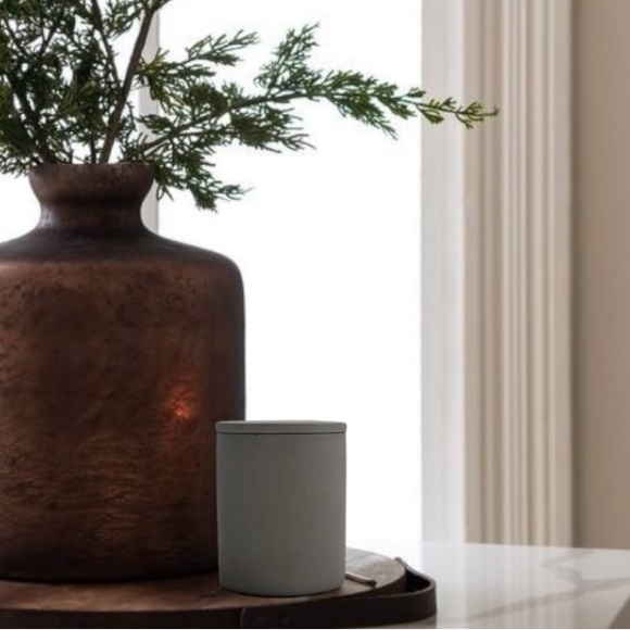 Concrete Candle - Picture 2 of 3